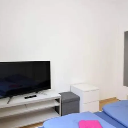 Homestay Nahe Bahnhof Und